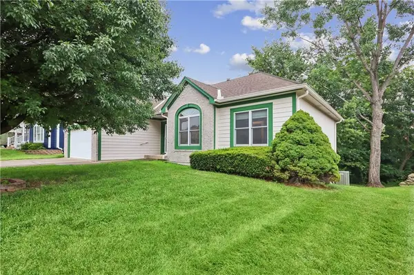 7723 N Conant Avenue, Kansas City, MO 64152