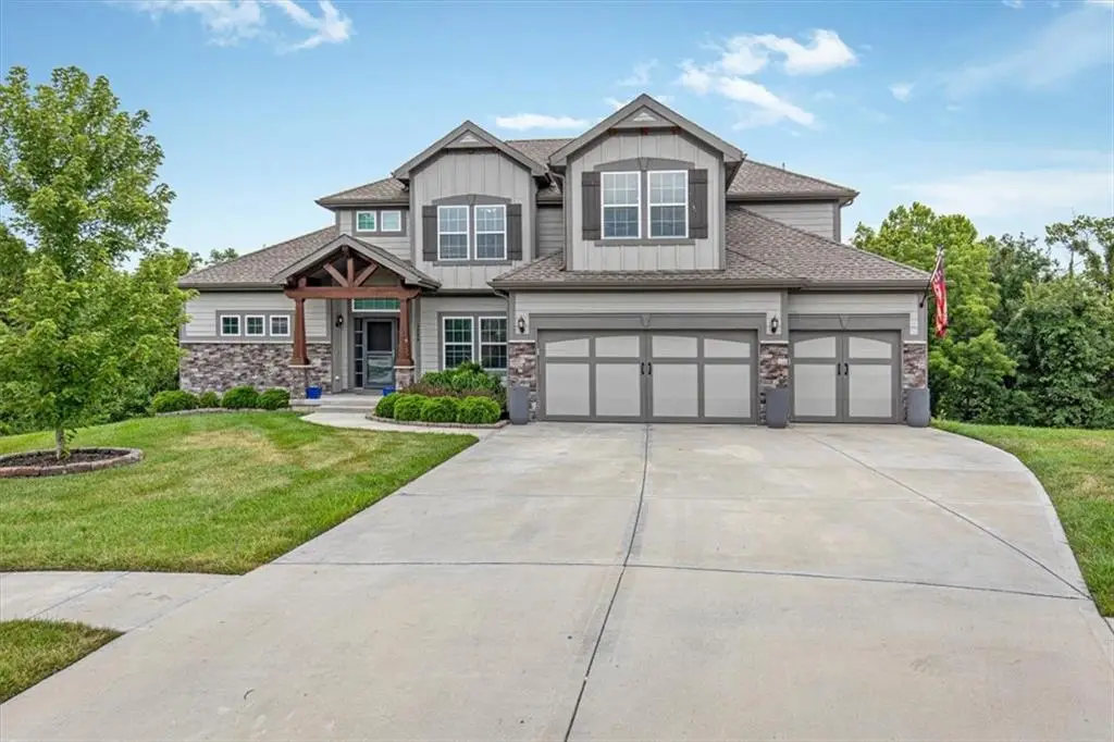 1208 N Silverleaf Court, Liberty, MO 64068 - #1