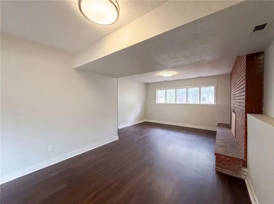 2909 Sagebrush Drive, Lawrence, KS 66047 - #2