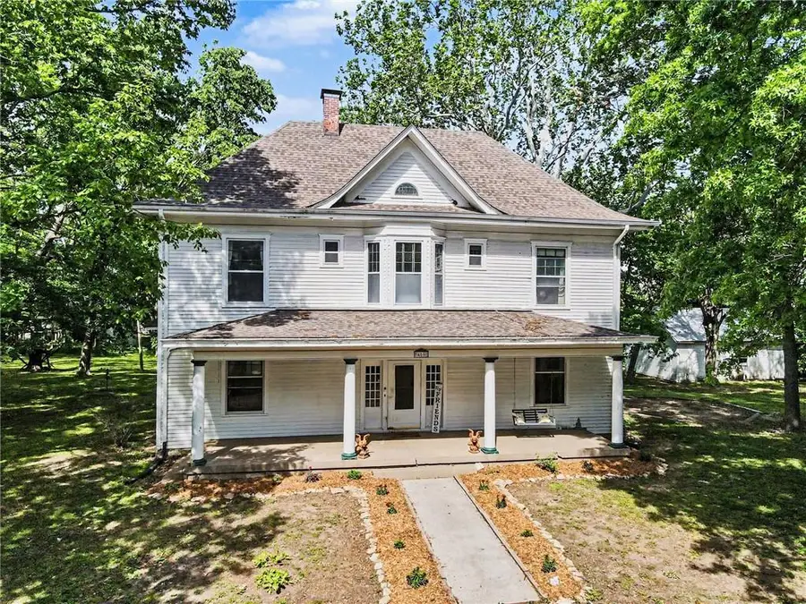 405 Fifth Street, Camden Point, MO 64018 - #3
