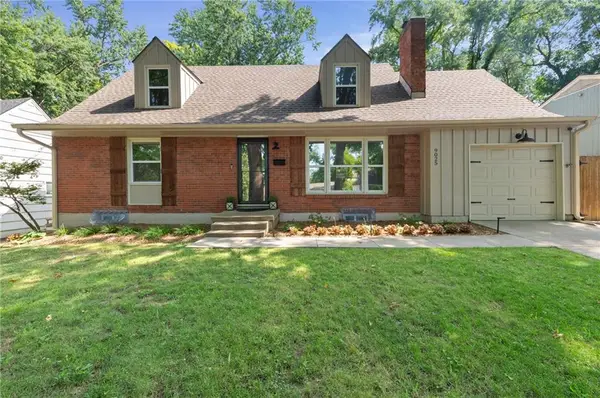 9025 Holly Street, Kansas City, MO 64114