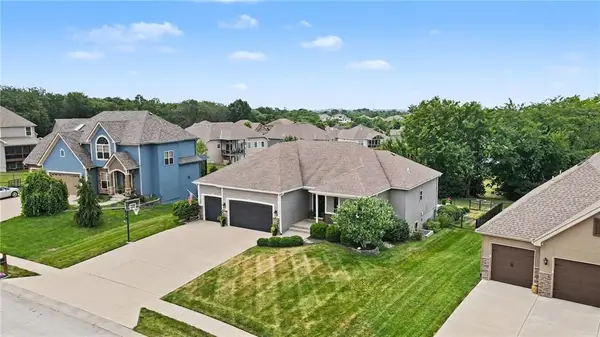 701 Indian Trail Court, Smithville, MO 64089