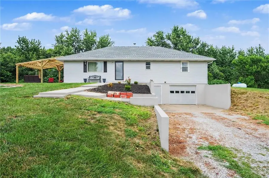 10189 SE Saxton Easton Road, Easton, MO 64443 - #2