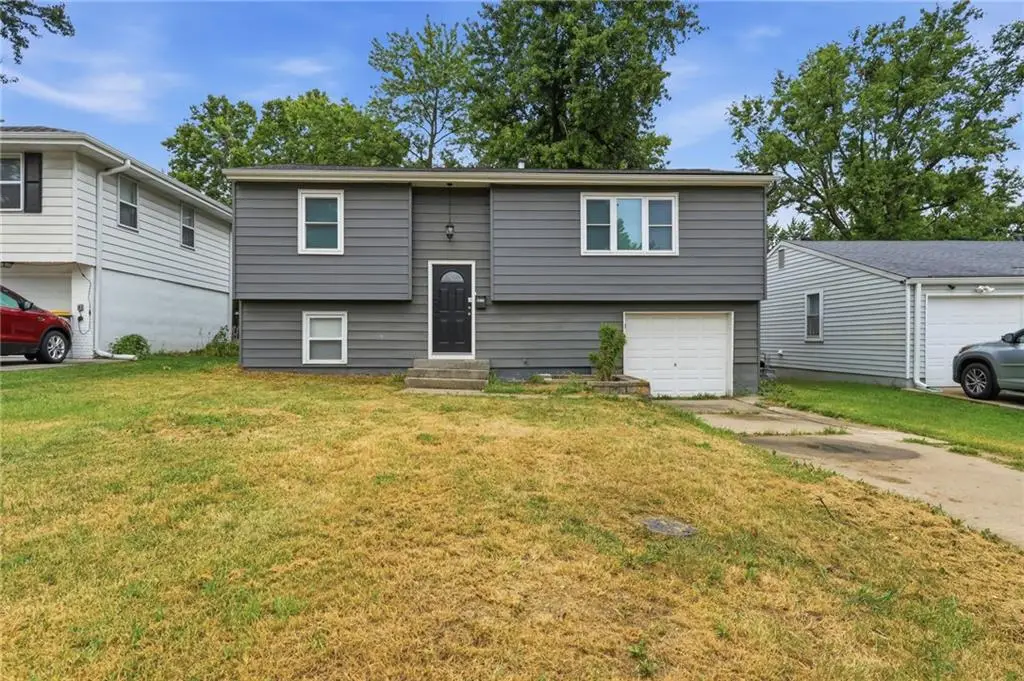 4912 N Smalley Avenue, Kansas City, MO 64119 - #1