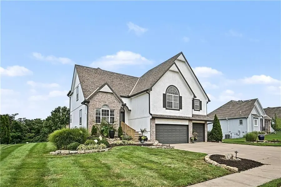 8718 Ridgeway Court, Kansas City, MO 64138 - #3