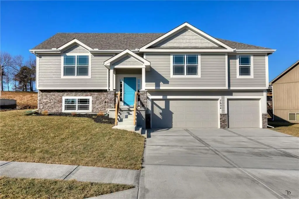 519 Skyview Lane, Liberty, MO 64068 - #1