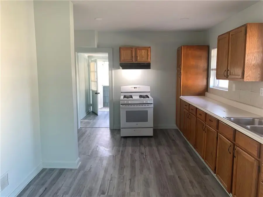 5816 E 14th Street, Kansas City, MO 64126 - #3