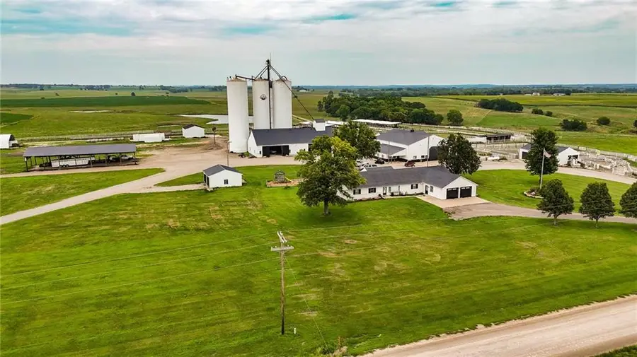 198 N 1250 Road, Berryton, KS 66409 - #2