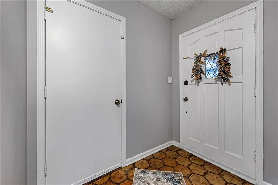 10225 Conser Street, Overland Park, KS 66212 - #3