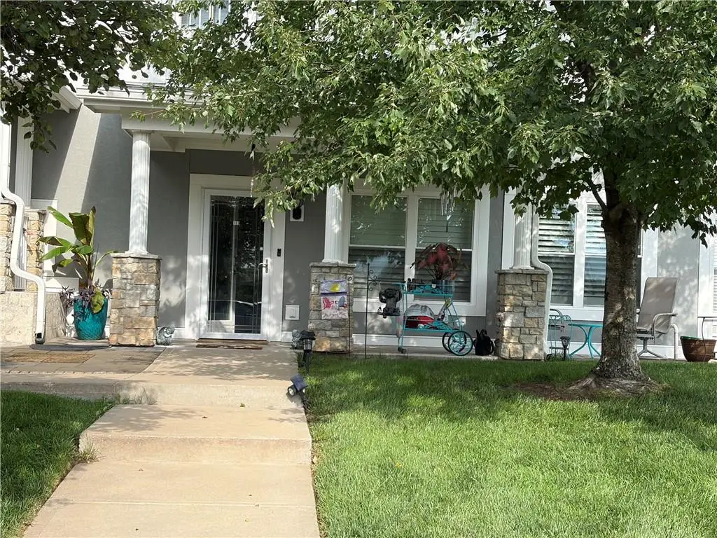 11721 S Roundtree #103 Street #103, Olathe, KS 66061 - #1
