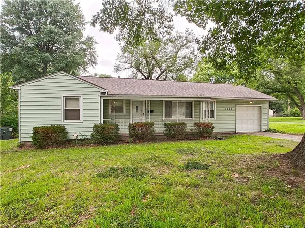 7200 Nall Avenue, Overland Park, KS 66208