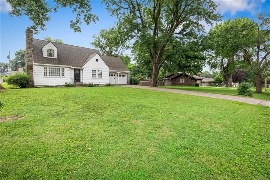 10011 & 10009 E 35th Terrace S, Independence, MO 64052 - #3
