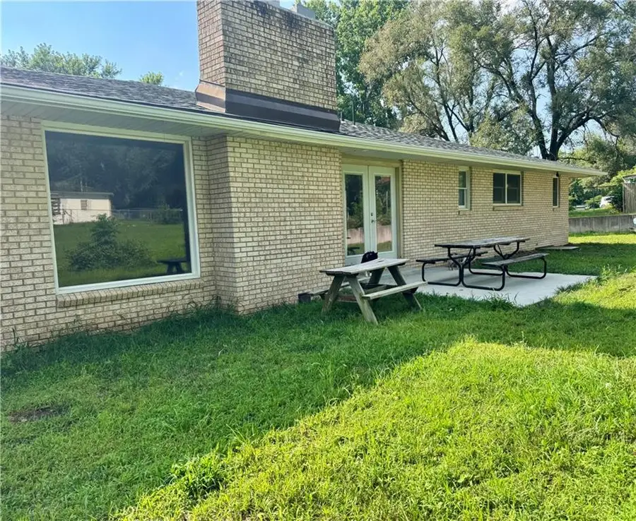 506 Atchison Street, Oskaloosa, KS 66066 - #3
