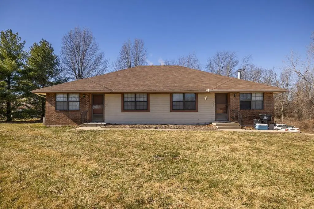 1700 & 1702 S Swope Drive, Independence, MO 64057 - #1