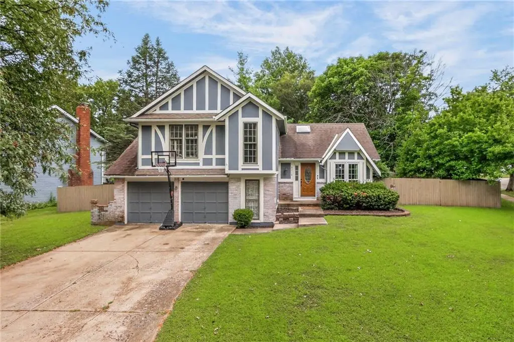 8216 NW Delta Drive, Kansas City, MO 64151 - #1