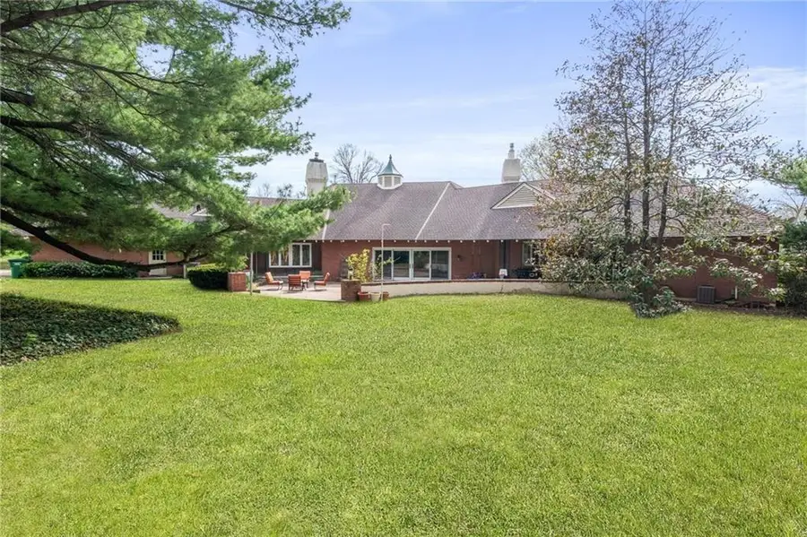 804 N Main Street, Carrollton, MO 64633 - #2