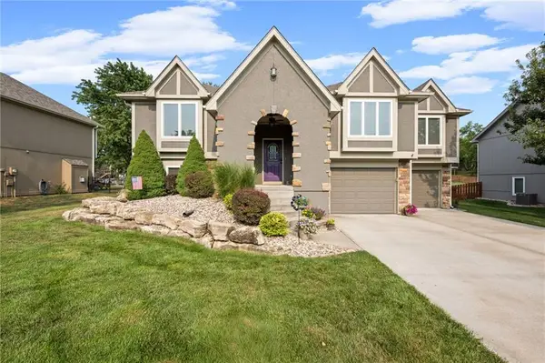 911 Chisam Road, Kearney, MO 64060