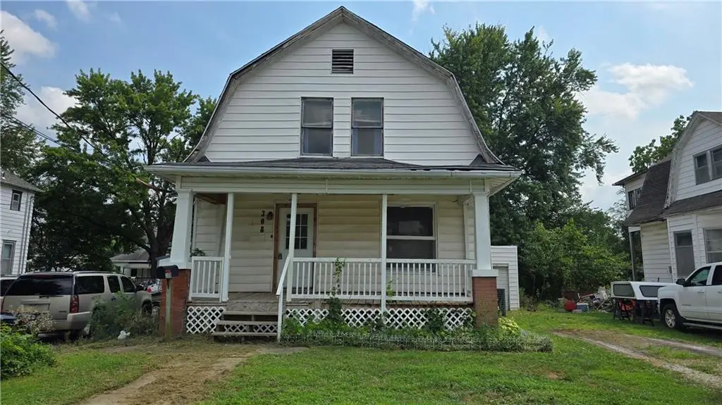 308 Jackson Street, Chillicothe, MO 64601 - #1