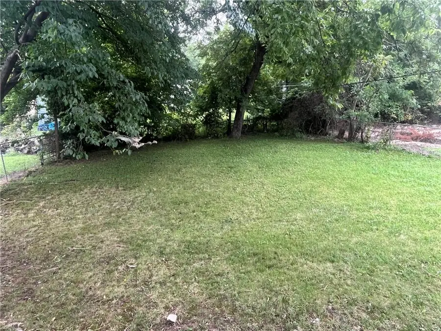 8320 Wabash Avenue, Kansas City, MO 64132 - #3