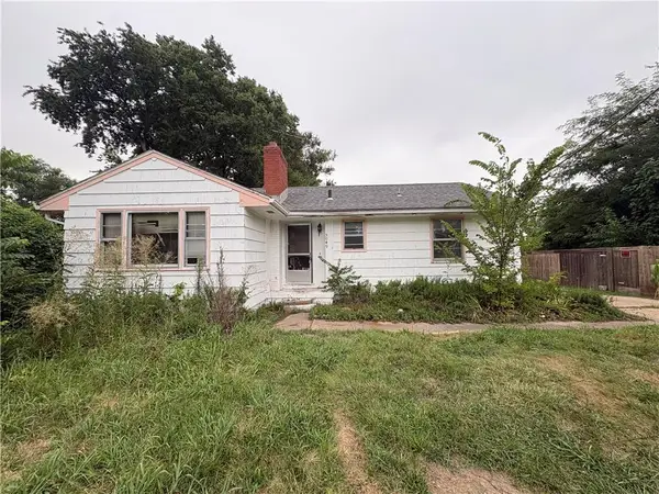 5049 N Brighton Avenue, Kansas City, MO 64119