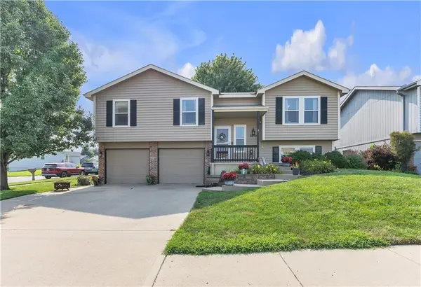 2210 Meadow Trail, St Joseph, MO 64503