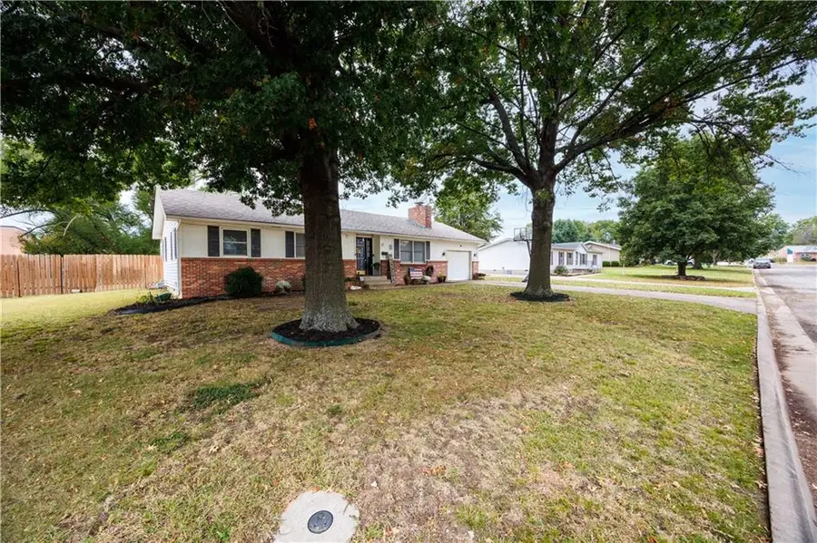 13 Century Parkway, Neodesha, KS 66757 - #2