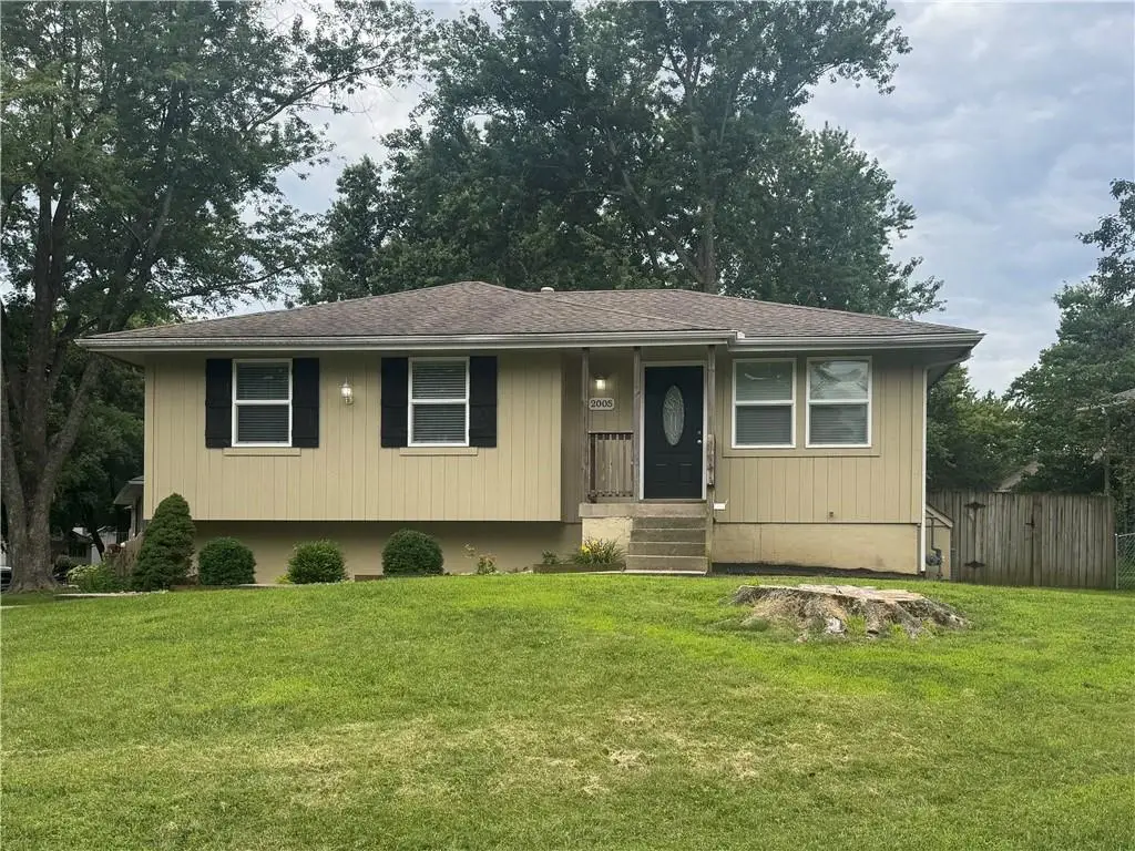 2005 SE 2nd Terrace, Lees Summit, MO 64063 - #1