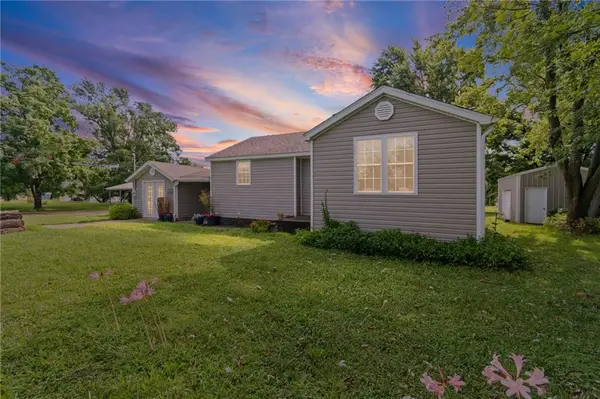 201 S Mahan Street, Lowry City, MO 64763
