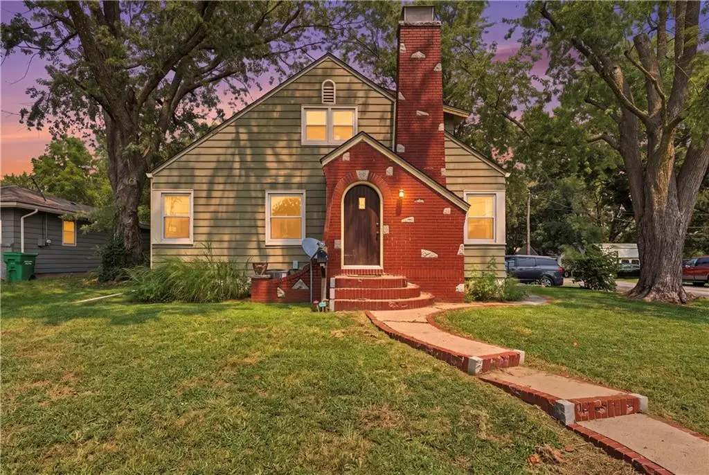 500 W Mill Street, Butler, MO 64730 - #1
