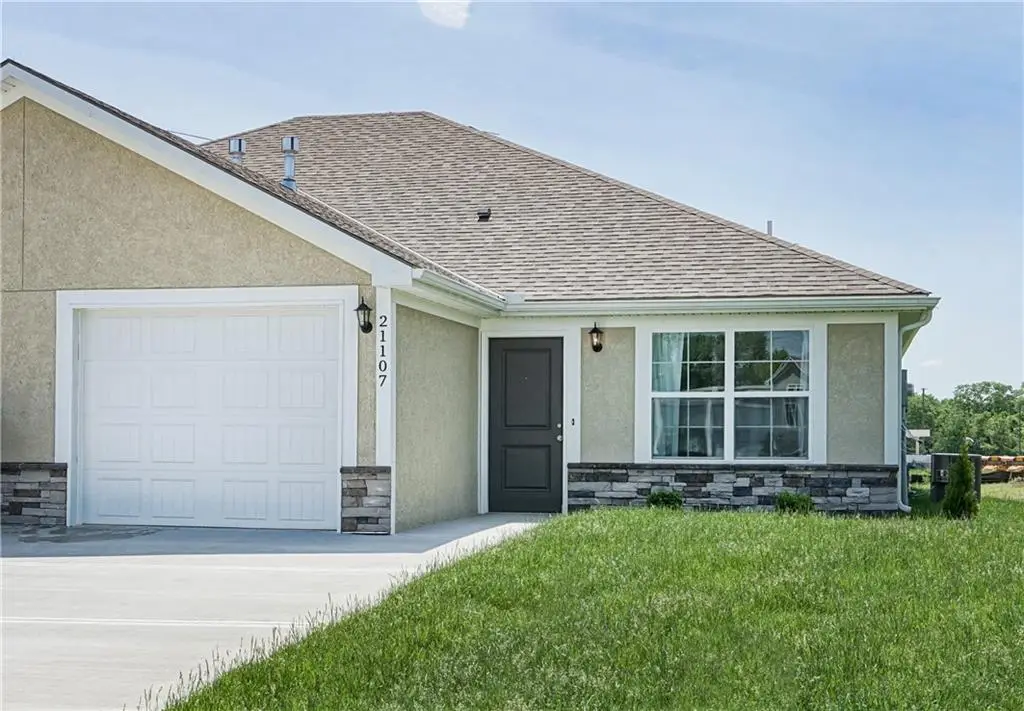 21107-21109 E 8th Street, Independence, MO 64056 - #1