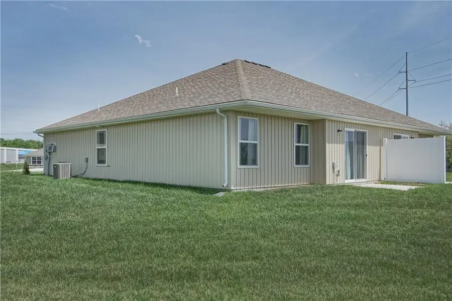 21107-21109 E 8th Street, Independence, MO 64056 - #3
