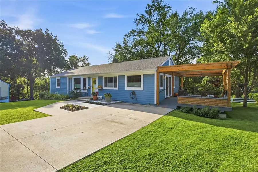 11615 E 38 Street S, Independence, MO 64052 - #2