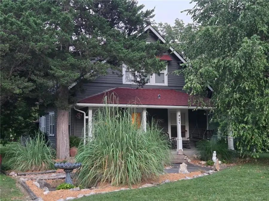 721 N Broadway Street, La Cygne, KS 66040 - #3