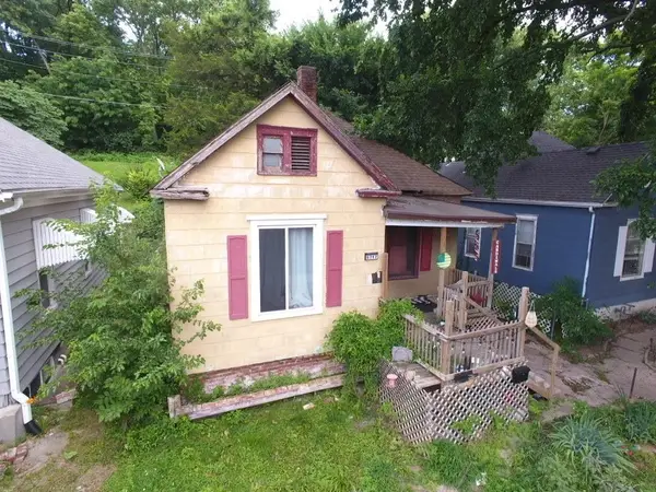 5717 King Hill Avenue, St Joseph, MO 64504