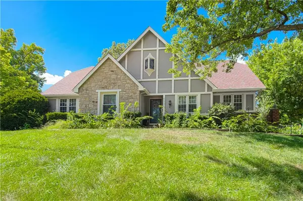 6924 Long Avenue, Shawnee, KS 66216
