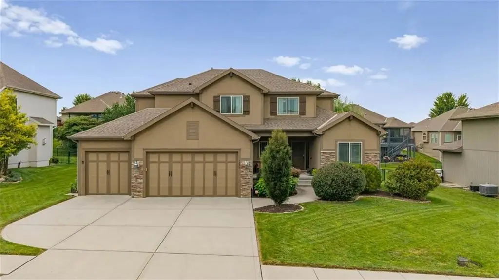 1224 Kingsland Circle, Raymore, MO 64083 - #1