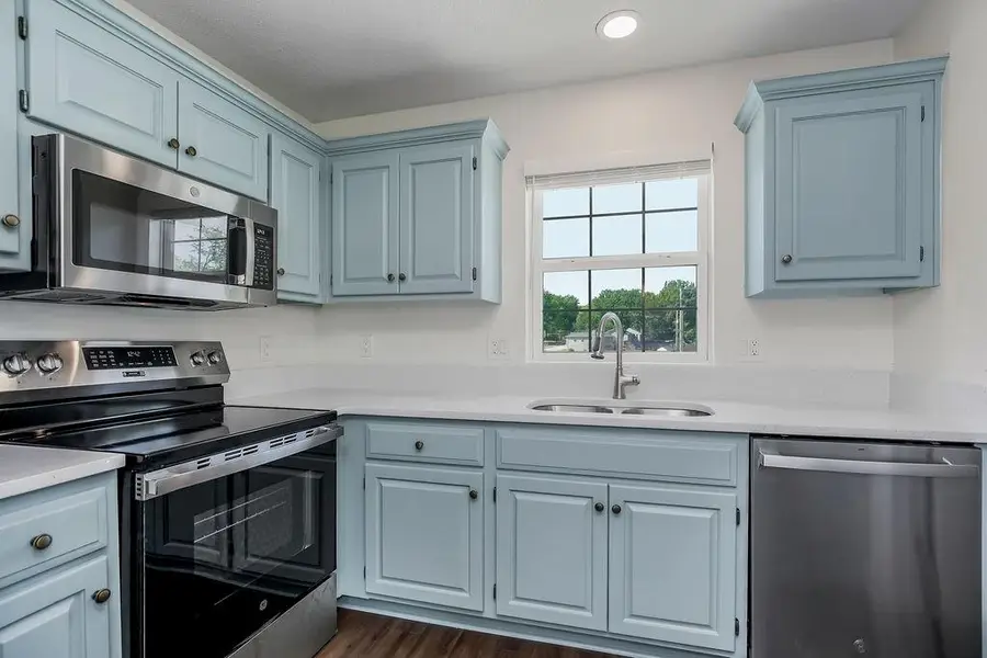 5129 Woodland Drive, Shawnee, KS 66218 - #3