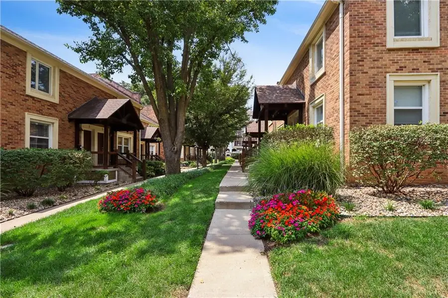 4530 Jefferson Street #3A, Kansas City, MO 64111 - #3