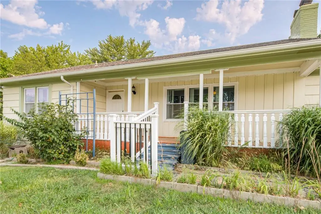 9200 E 87th Street, Raytown, MO 64138 - #1