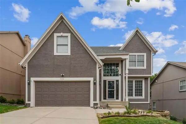 7233 Cottonwood Drive, Shawnee, KS 66213