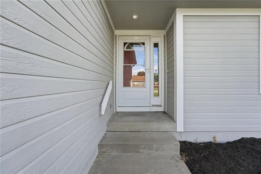 502 Birch Street, Peculiar, MO 64078 - #3