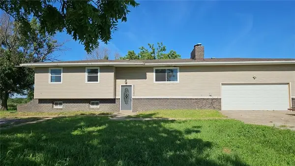 1782 California Road, Pomona, KS 66076