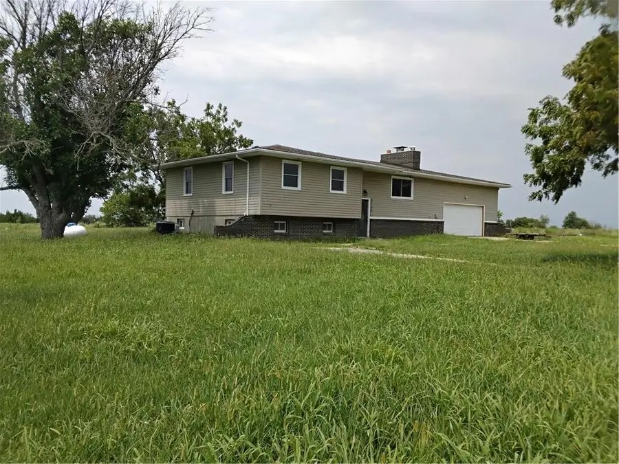 1782 California Road, Pomona, KS 66076 - #2