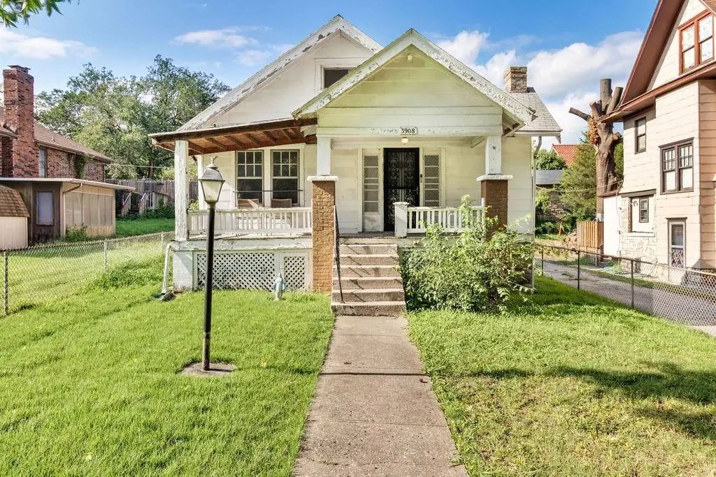 3908 Norledge Avenue, Kansas City, MO 64123 - #1