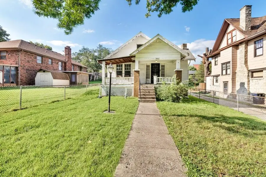 3908 Norledge Avenue, Kansas City, MO 64123 - #2
