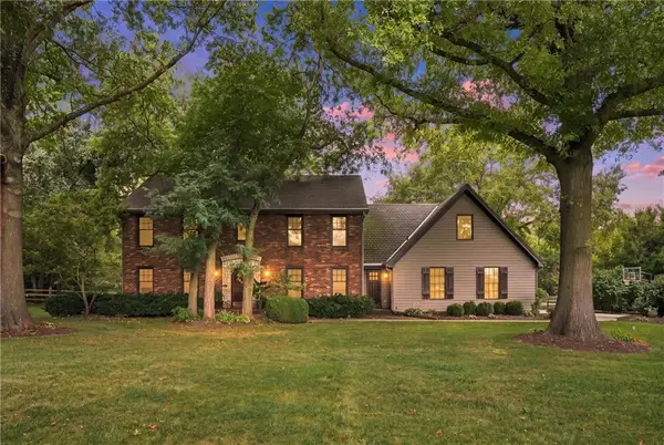 14900 S Rosehill Road, Olathe, KS 66062