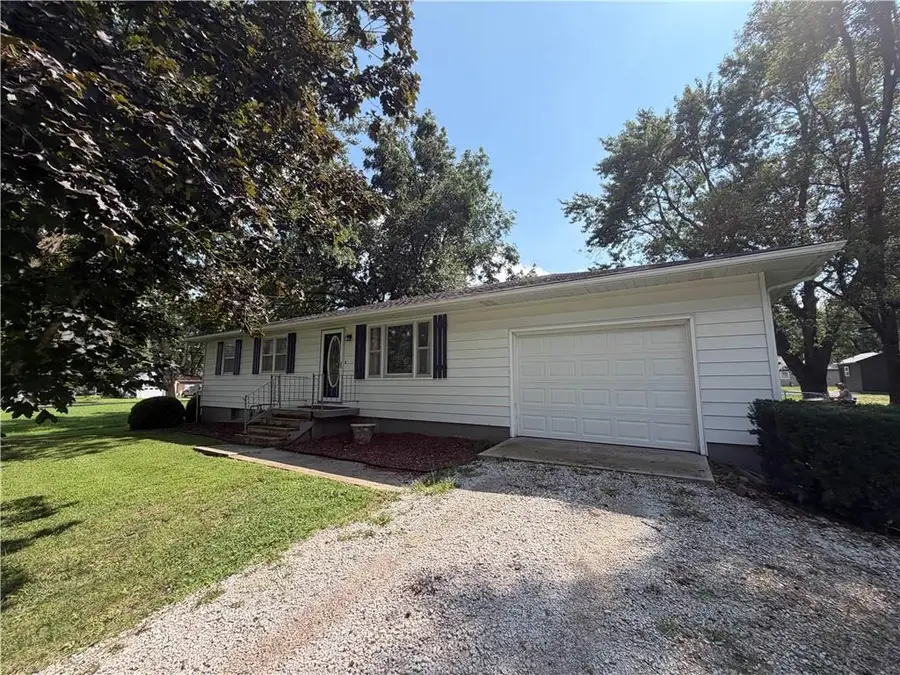 305 Fir Street, Garden City, MO 64747 - #2