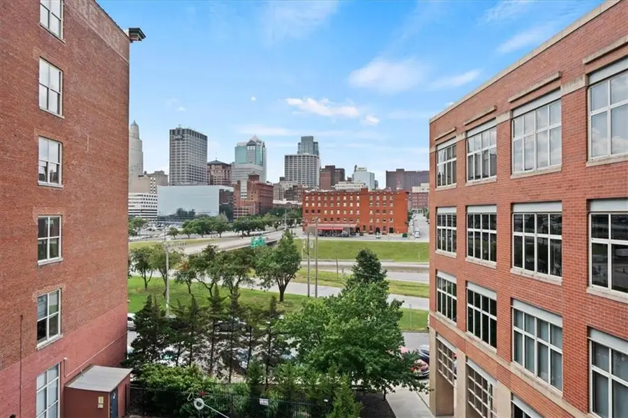 210 W 5th Street #101, Kansas City, MO 64105 - #2
