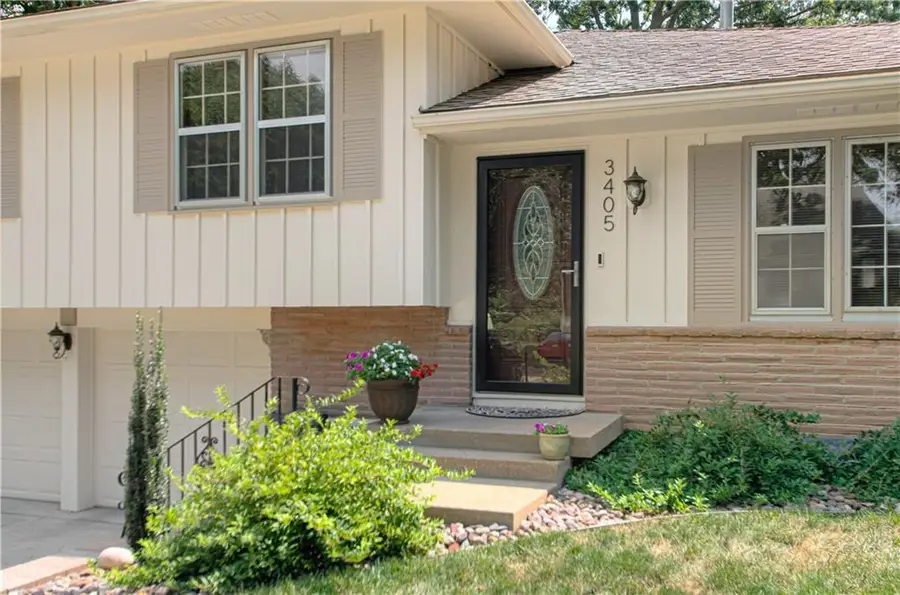 3405 NE 49th Terrace, Kansas City, MO 64119 - #3
