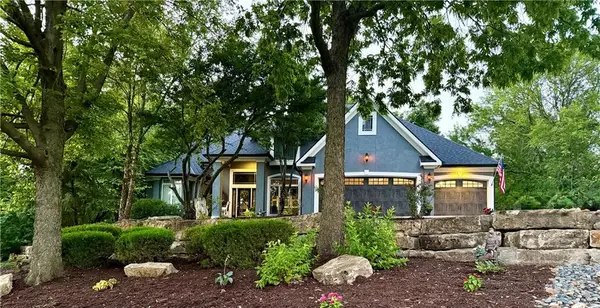 13810 Grove Avenue, Bonner Springs, KS 66012